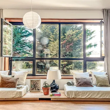 Loft With Free Parking Apartmán *