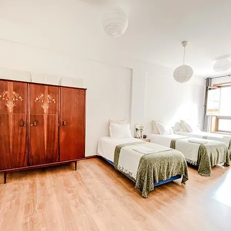 Loft With Free Parking * Πόρτο