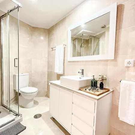 Loft With Free Parking