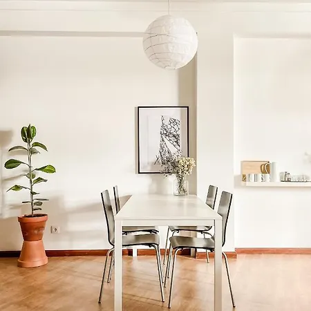 Loft With Free Parking Apartament Porto